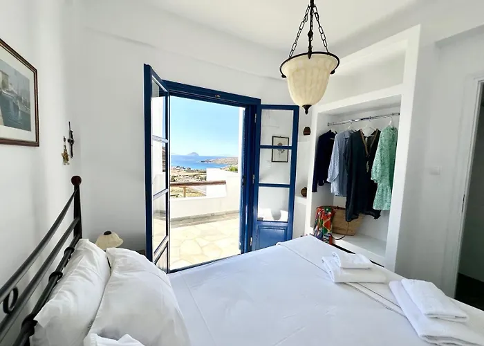 Aegean Paradise, Kythnos, Naousa קיתנוס