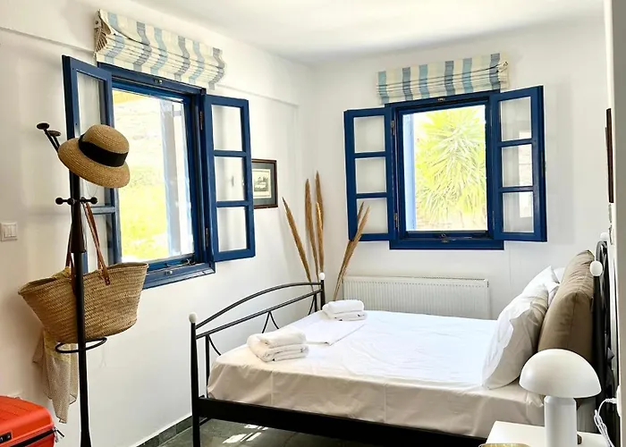 Aegean Paradise, Kythnos, Naousa